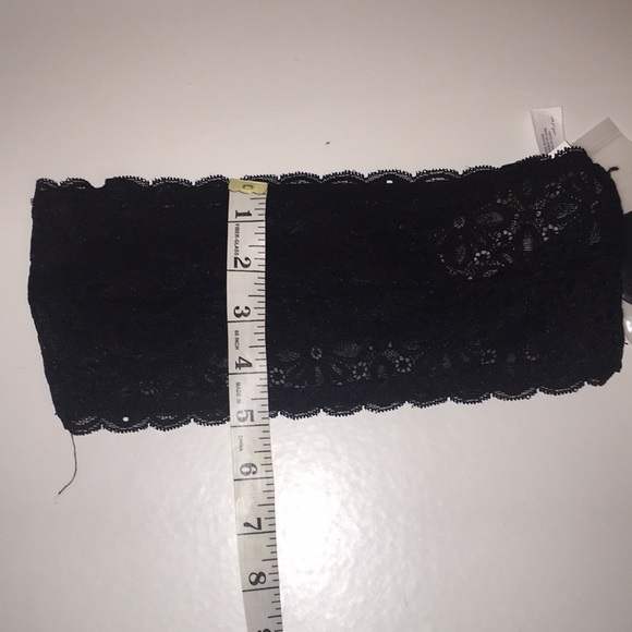 Jenni black lace bandeau. - Picture 6 of 7